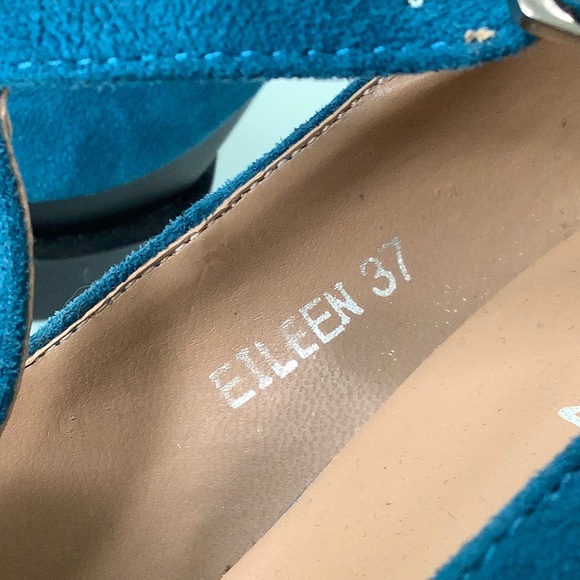 Paris Fashion Week Model Stilettos Eileen chunky platform T strap size 37 EUC - Picture 6 of 16